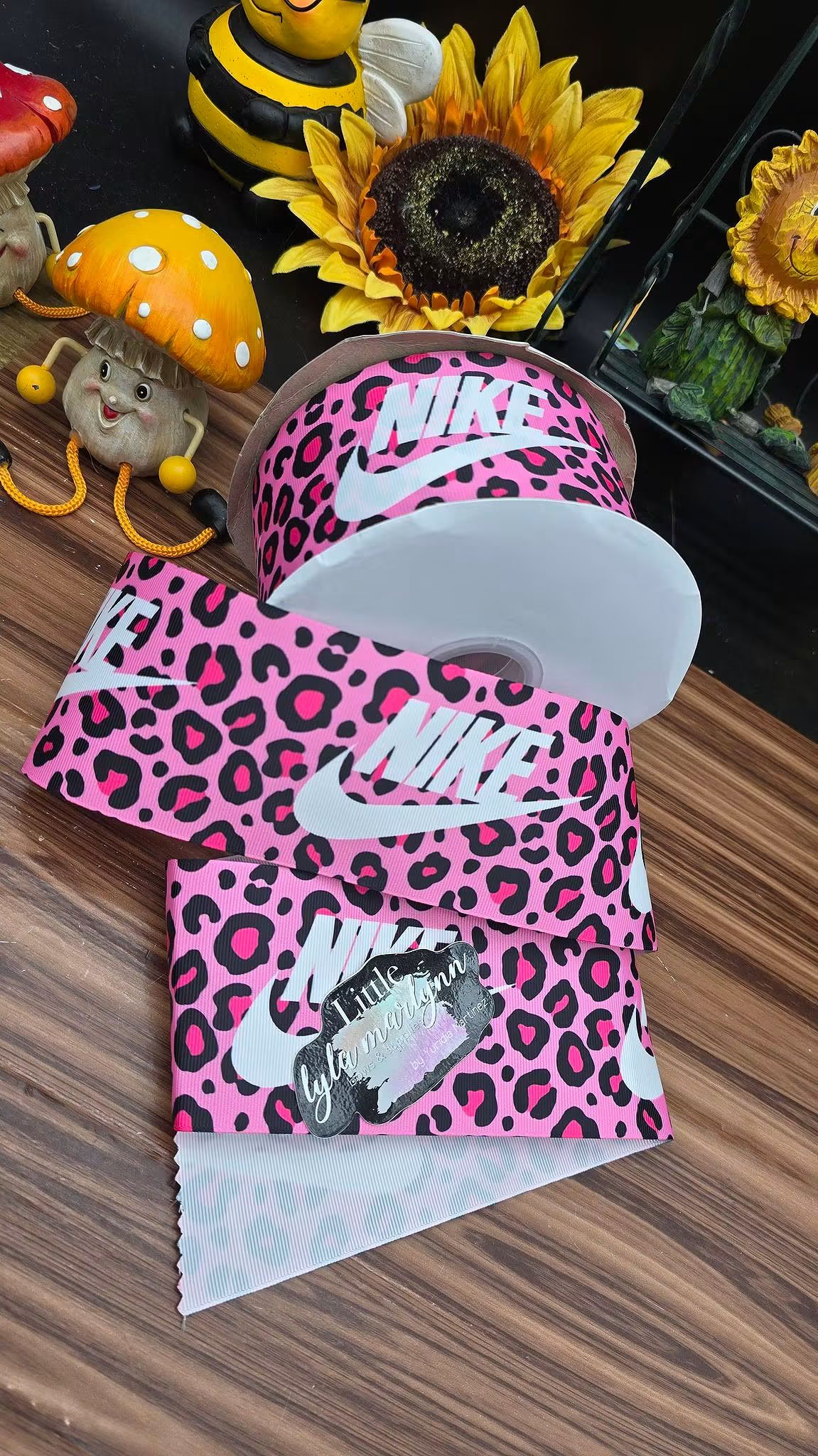 Nike Ribbon