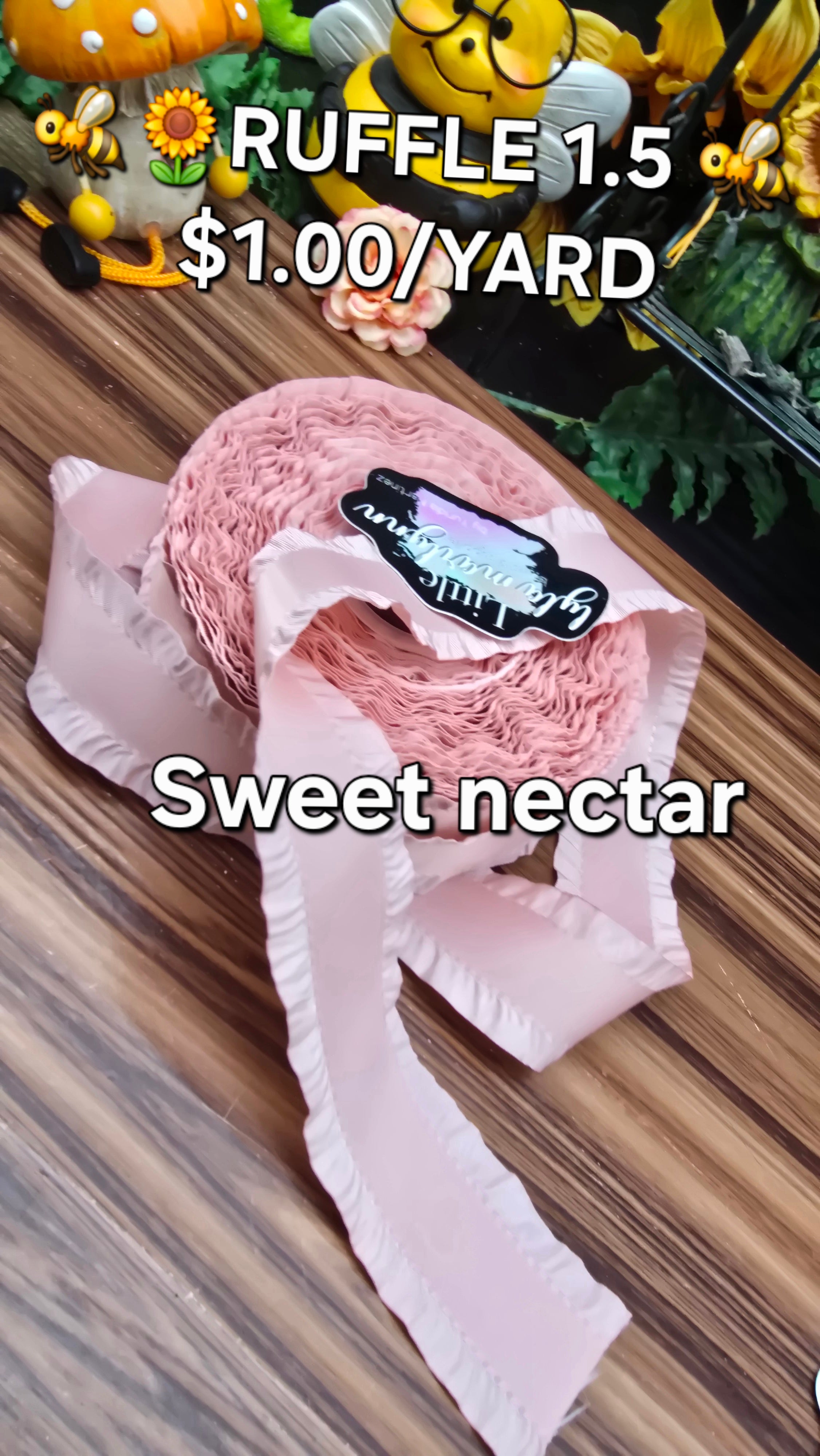 1.5' Ruffle sweet nectar