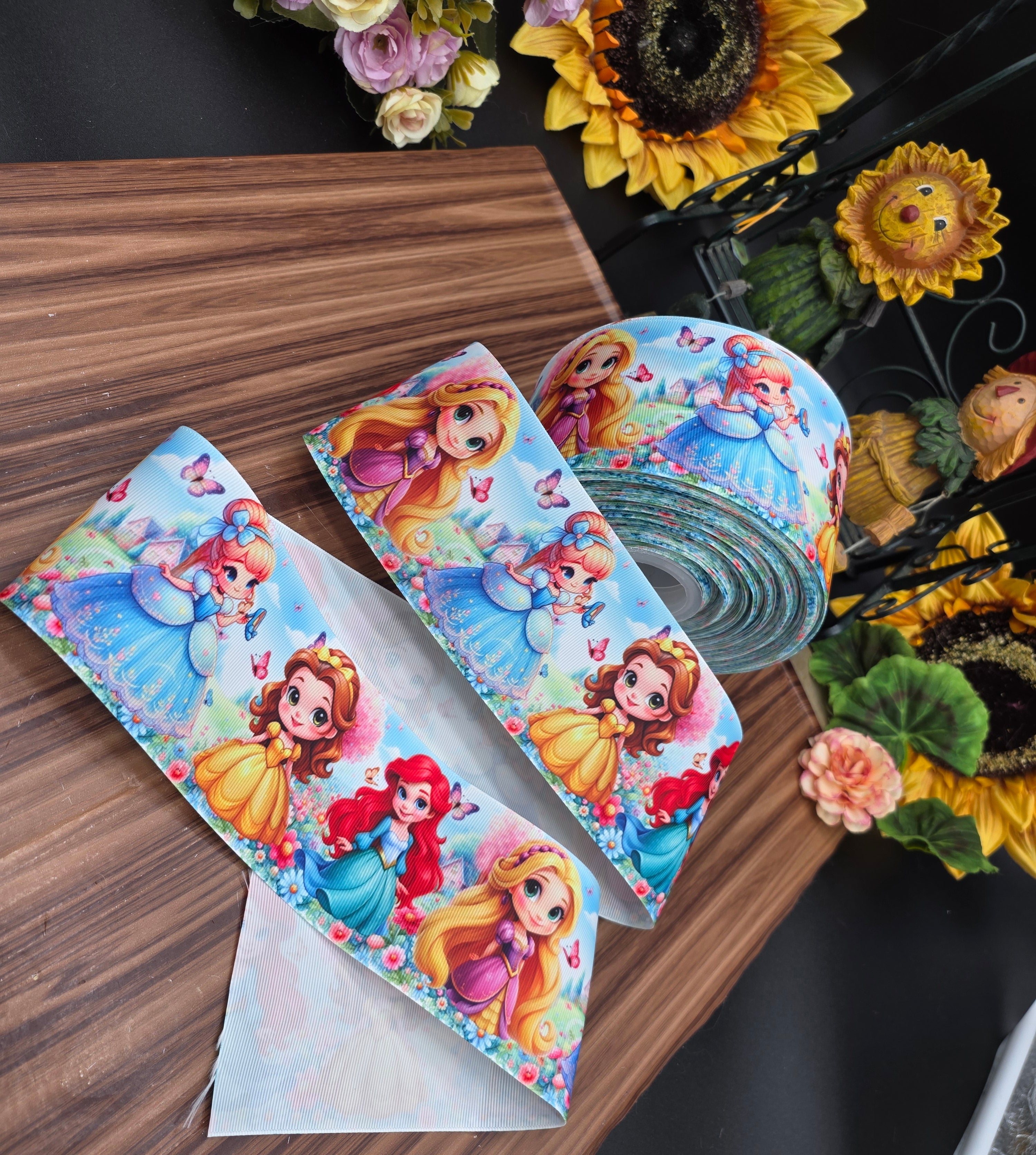 Princesses Bella. Snow White Little Mermaid , ceni
