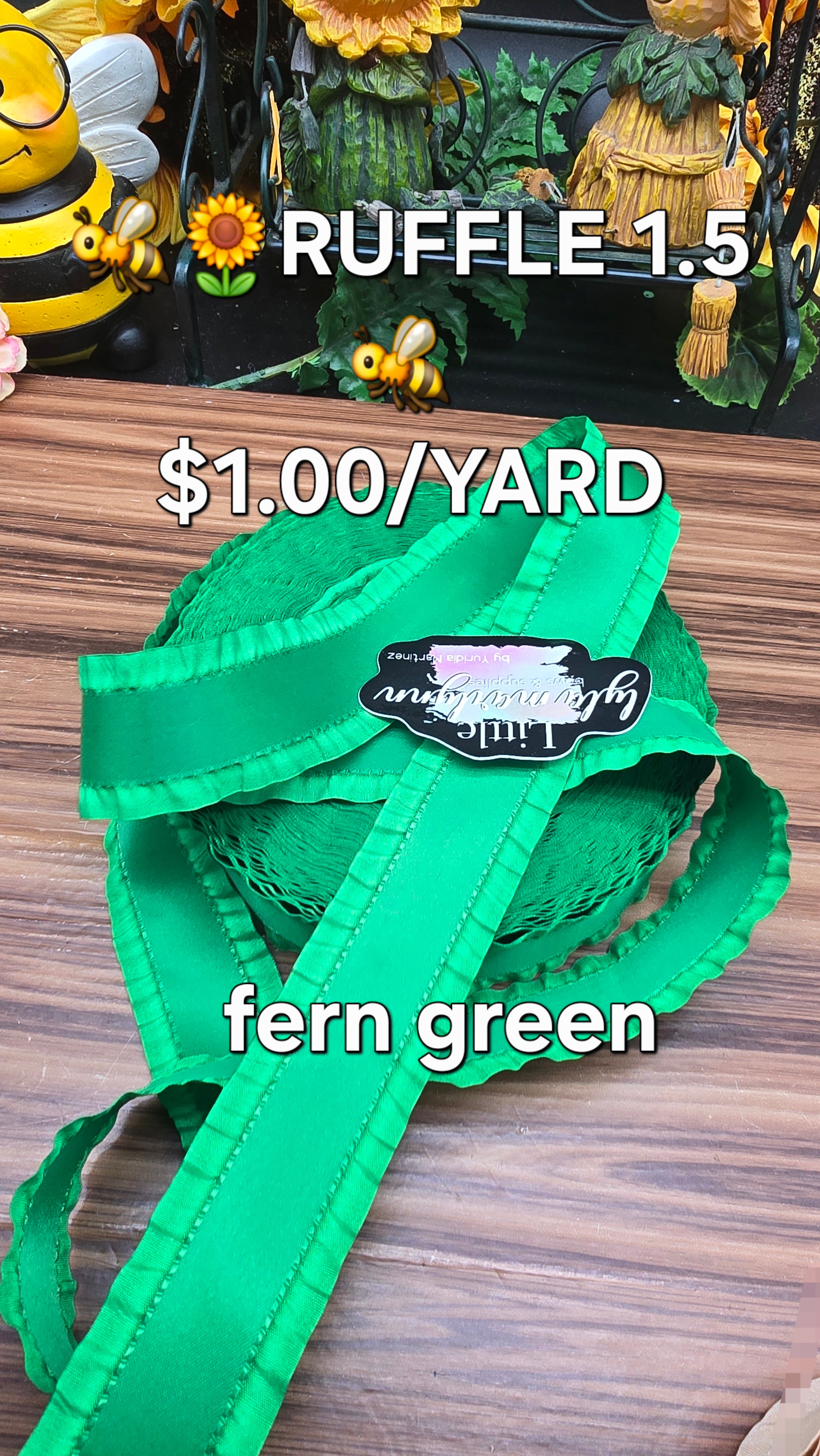 1.5' Ruffle fern green