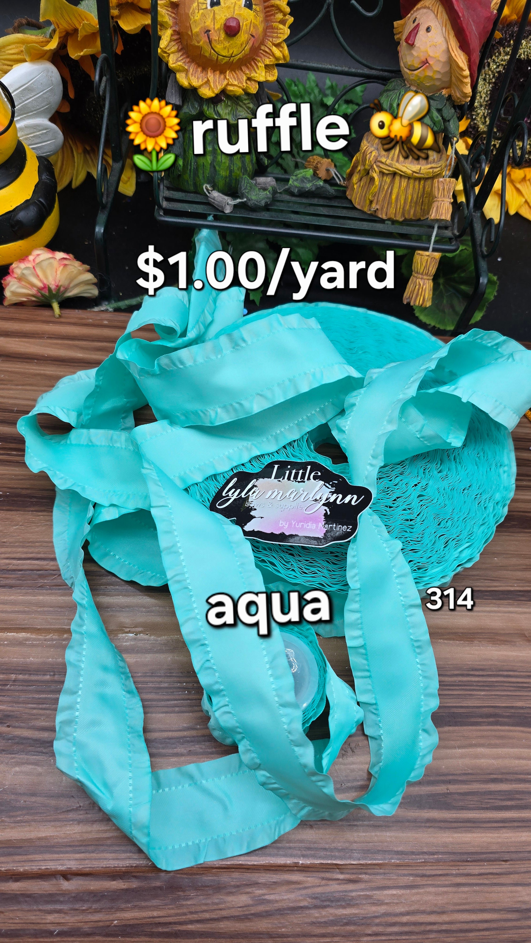 1.5' Ruffle/satin aqua
