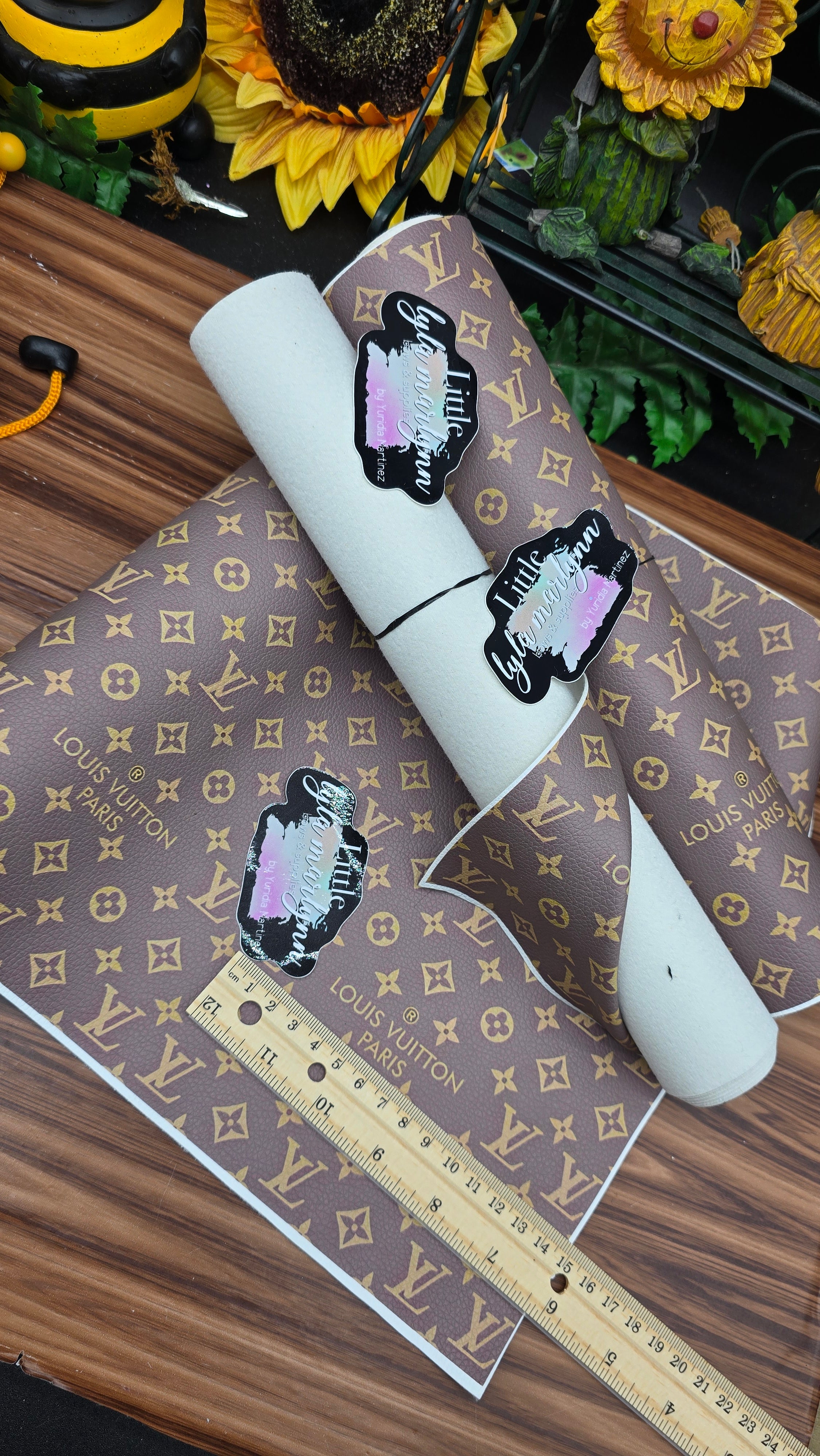 deluxe brown lv